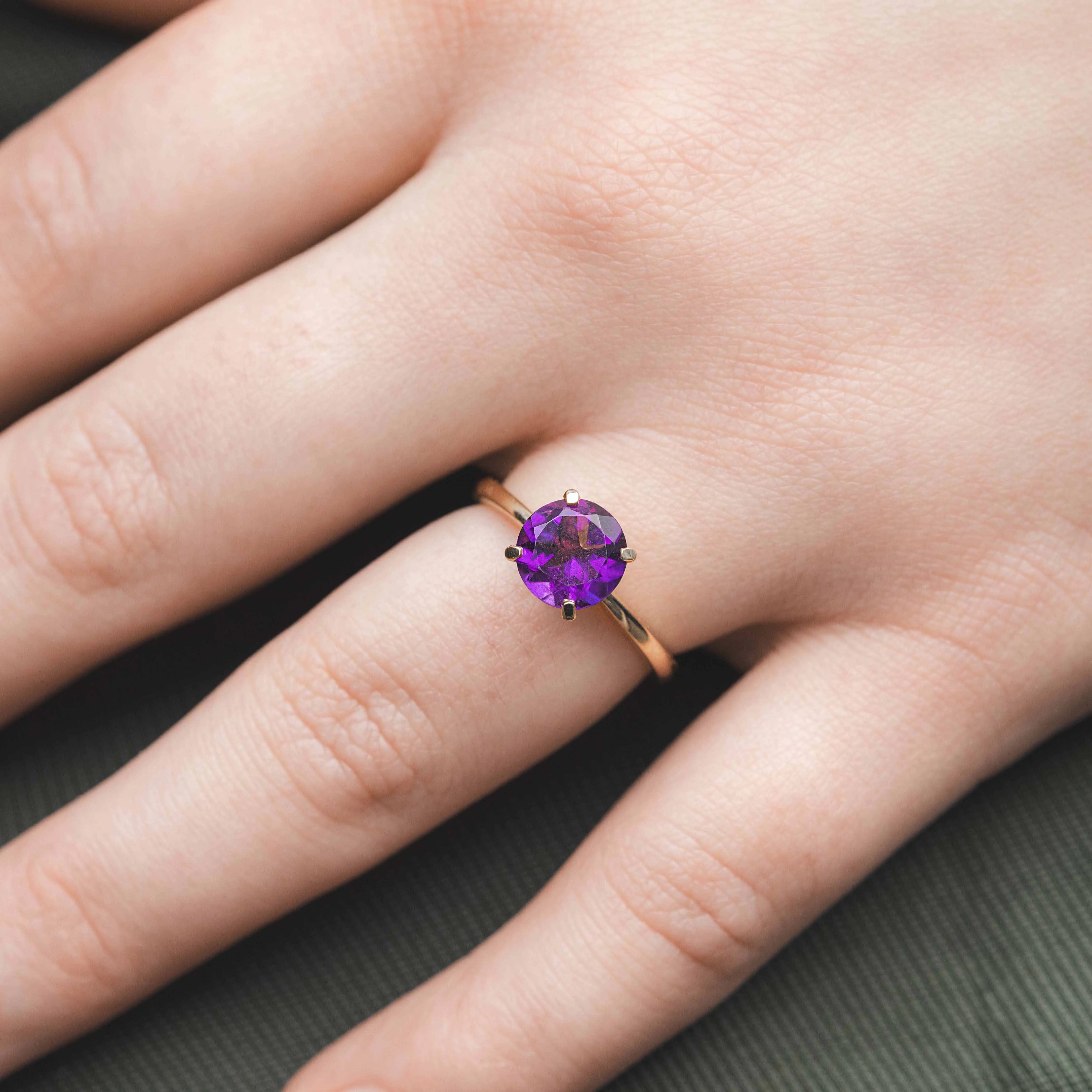Amethyst Solitair Ring 18k, Objet Dore