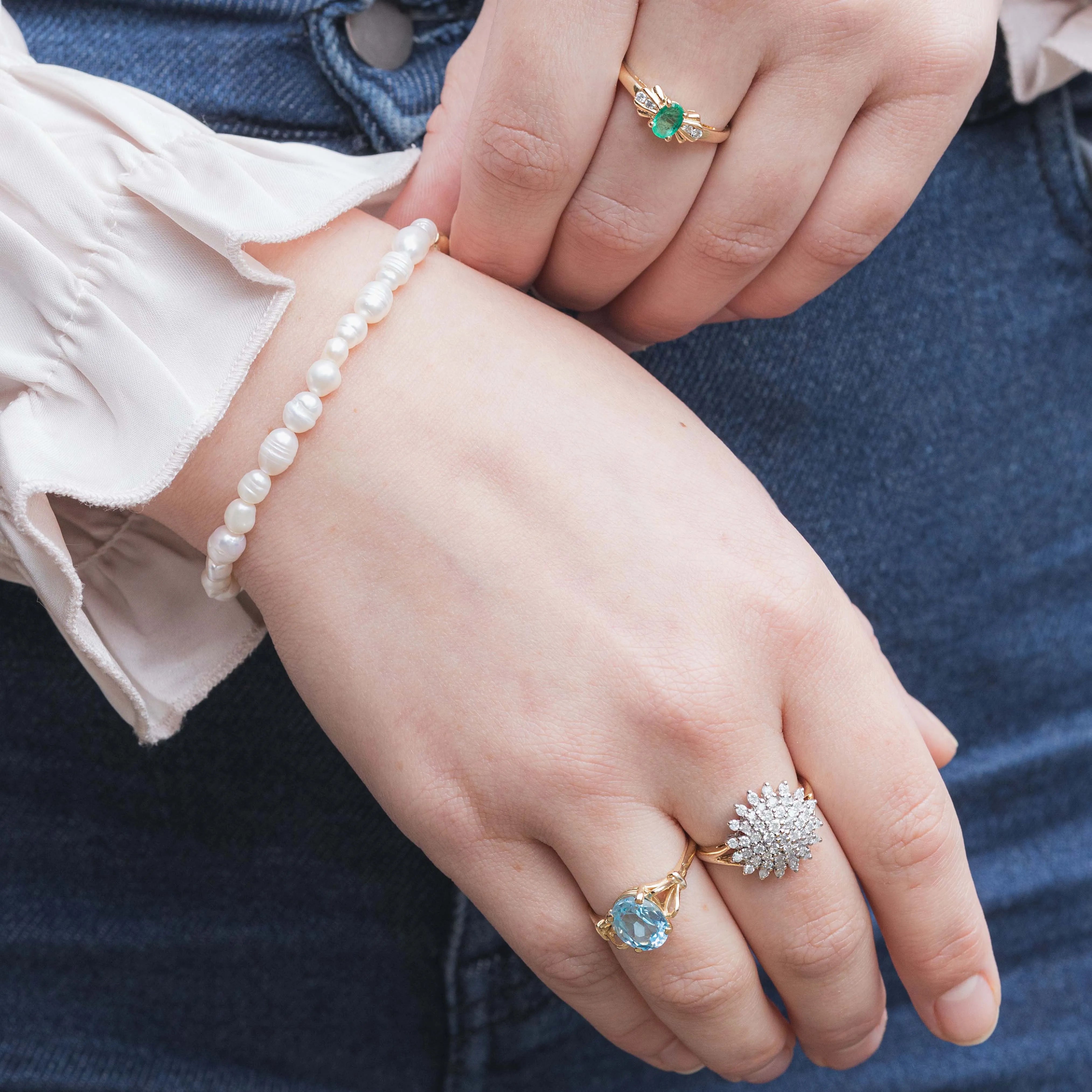 Vintage aquamarijn en diamant ring met een barok parel armband