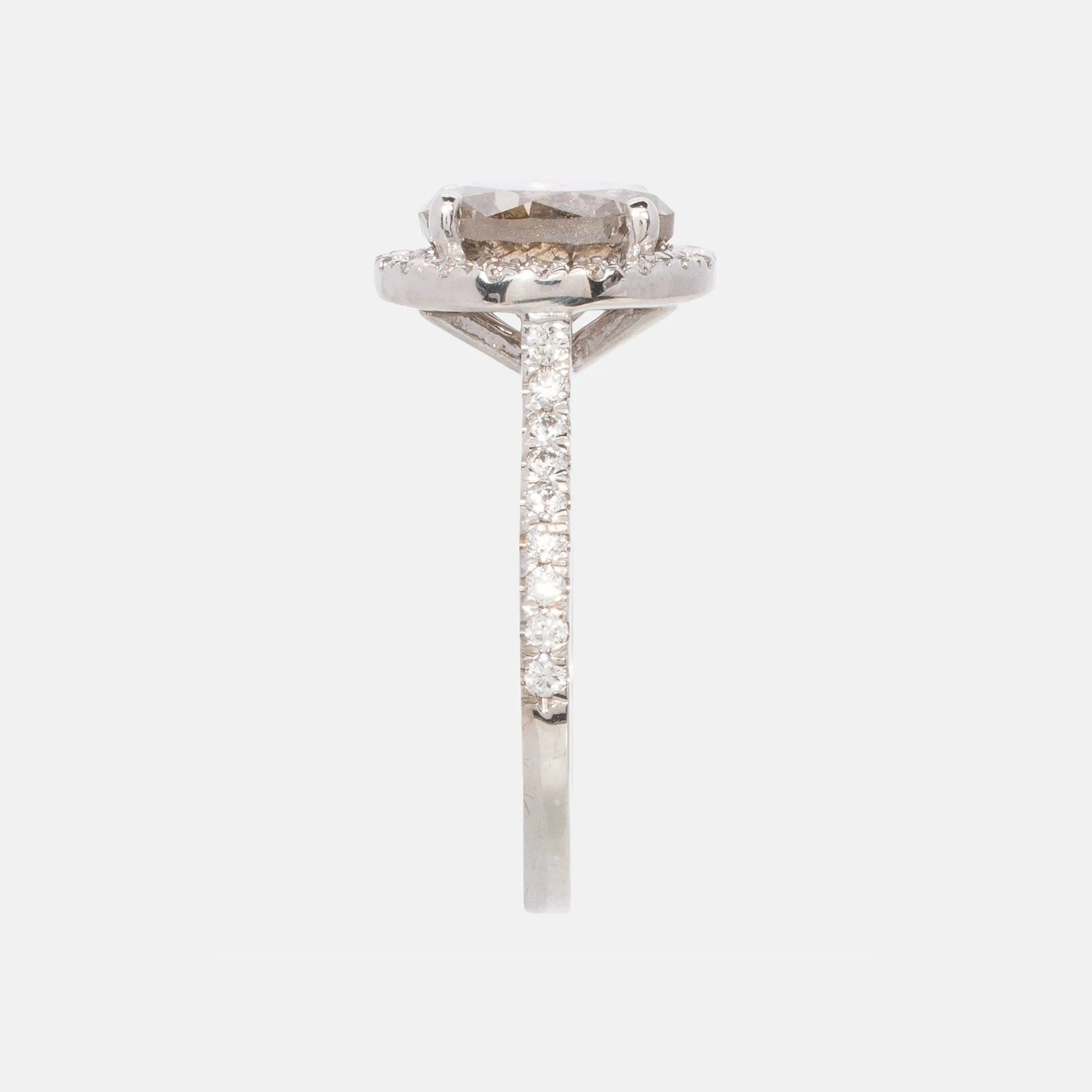 6.64ct Fancy Brown Diamant & Witte Diamant Entourage Ring 14 karaat goud, Objet Dore