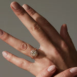 Licht Grijze Ovaal geslepen Diamant Halo Ring 14 karaat goud, Objet Dore