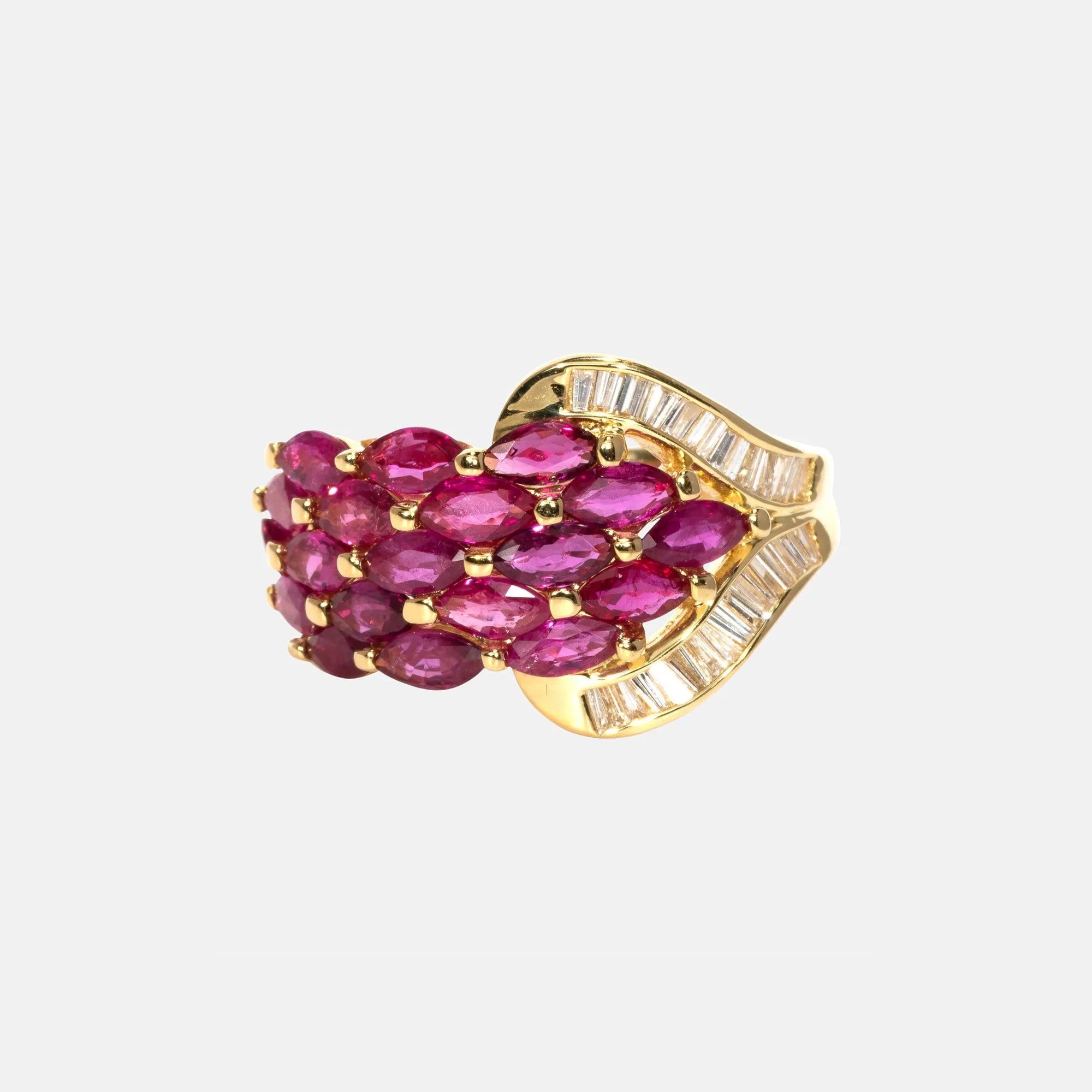 Robijn en Diamanten Ring 18 karaat goud, Objet Dore