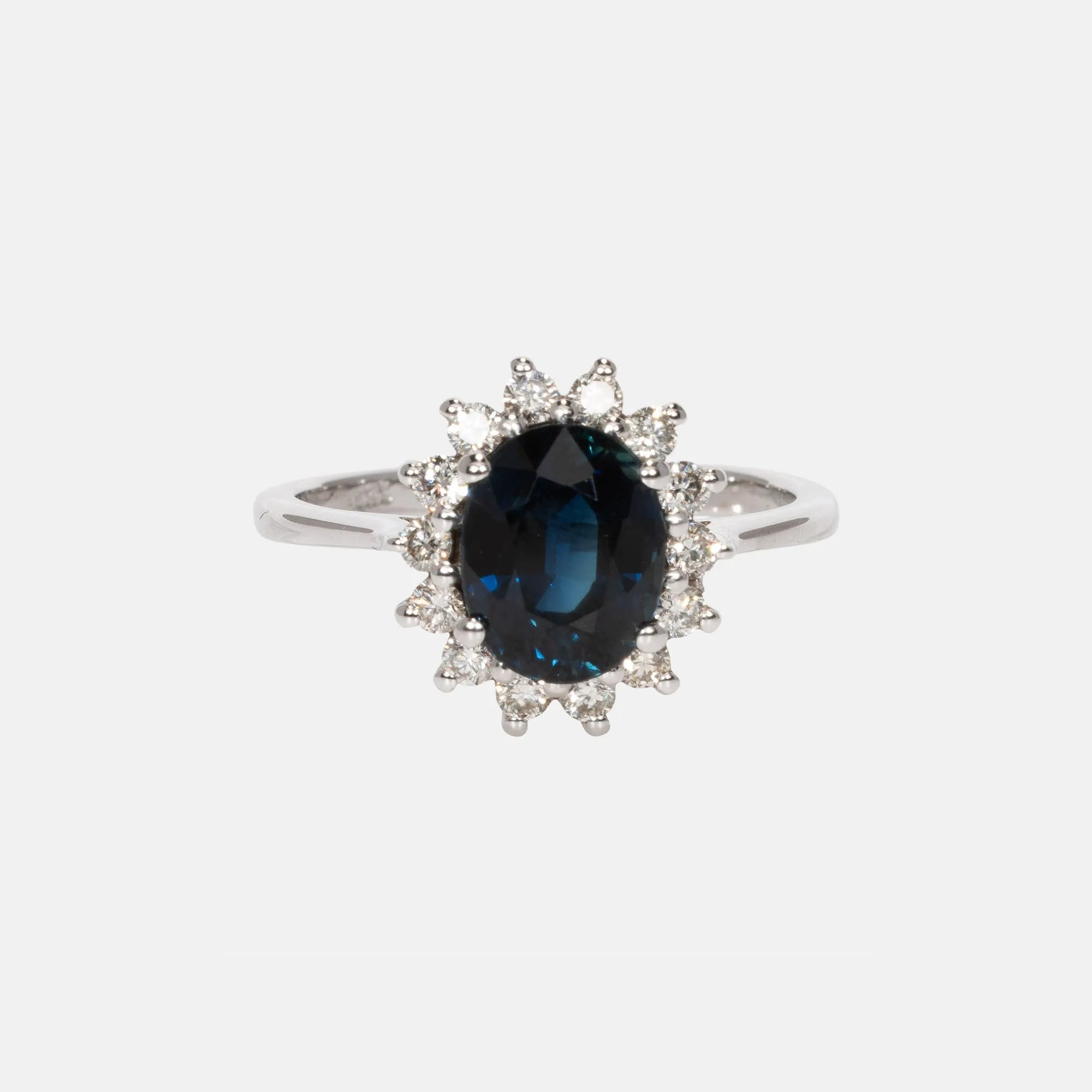 Blauwe Saffier Entourage Lady Diana Ring 14 karaat witgoud, Objet Dore