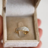 Avalon - Vintage 9k Diamant Pavé band, Objet Dore