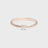 Mia Solitaire Ring Diamond - 14k yellow gold