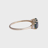 Betty - Vintage Teal Saffier Trilogie & Baguette Diamant Ring 9k goud