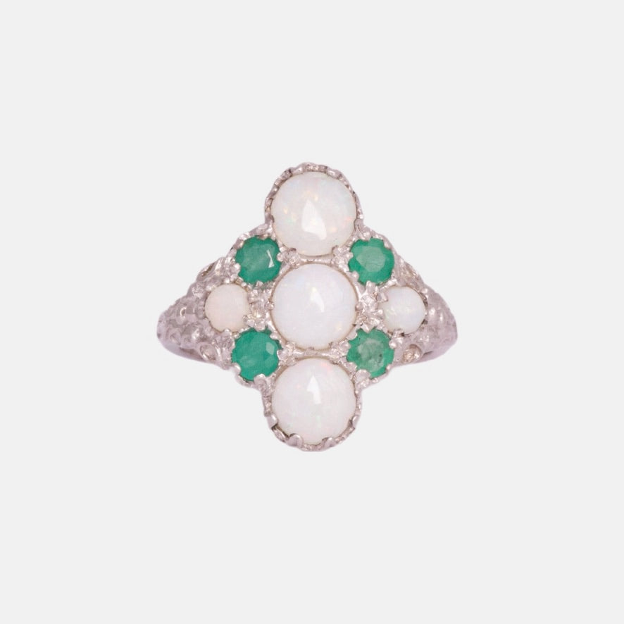 Selena - Vintage 9k Witgoud Georgian Opaal & Smaragd cluster ring, Objet Dore