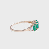 Georgia - Vintage Smaragd Trilogie & Baguette Diamant Ring 10k goud