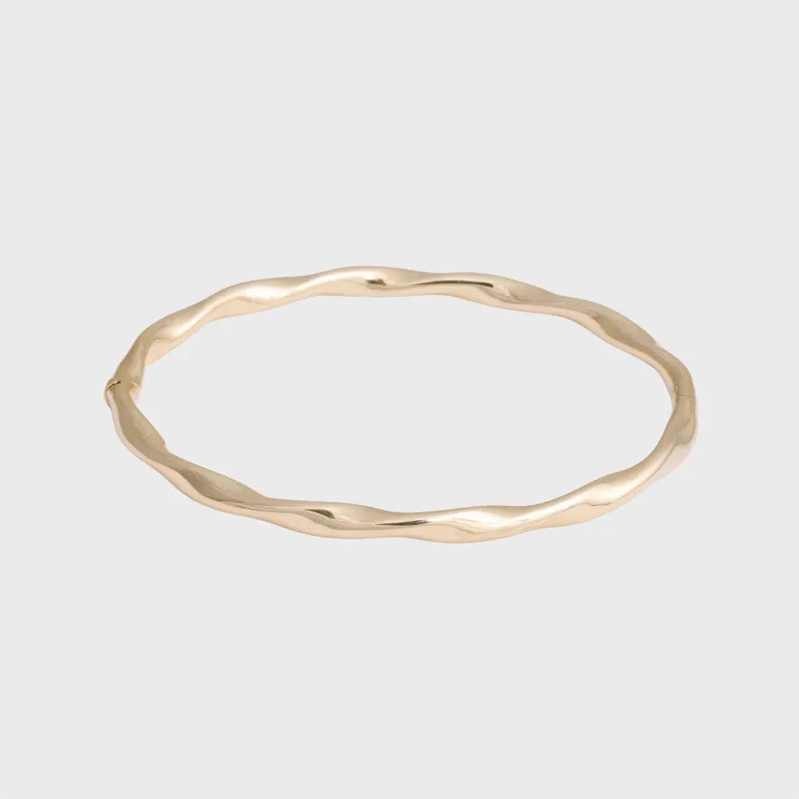 Flowy Bangle Armband 4mm 14 karaat goud, Objet Dore